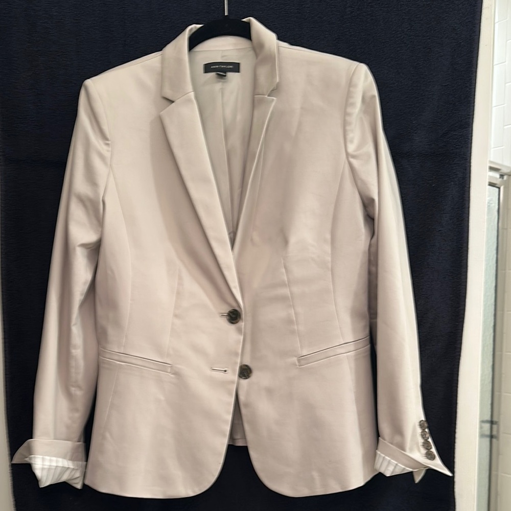 Ann Taylor Tan Blazer Professional Tailored Fit